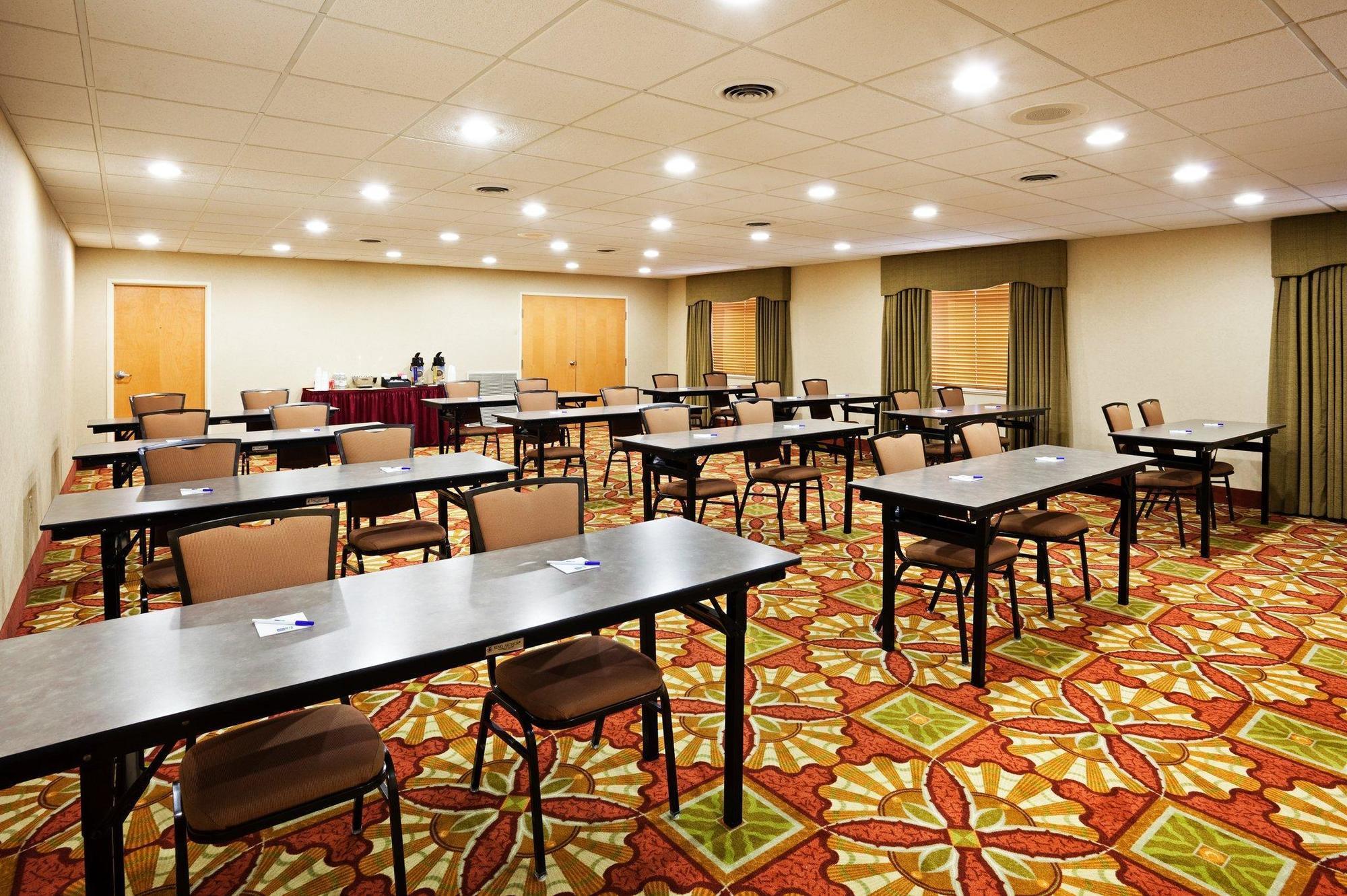 Western Pineville-charlotte South Hotel 3*