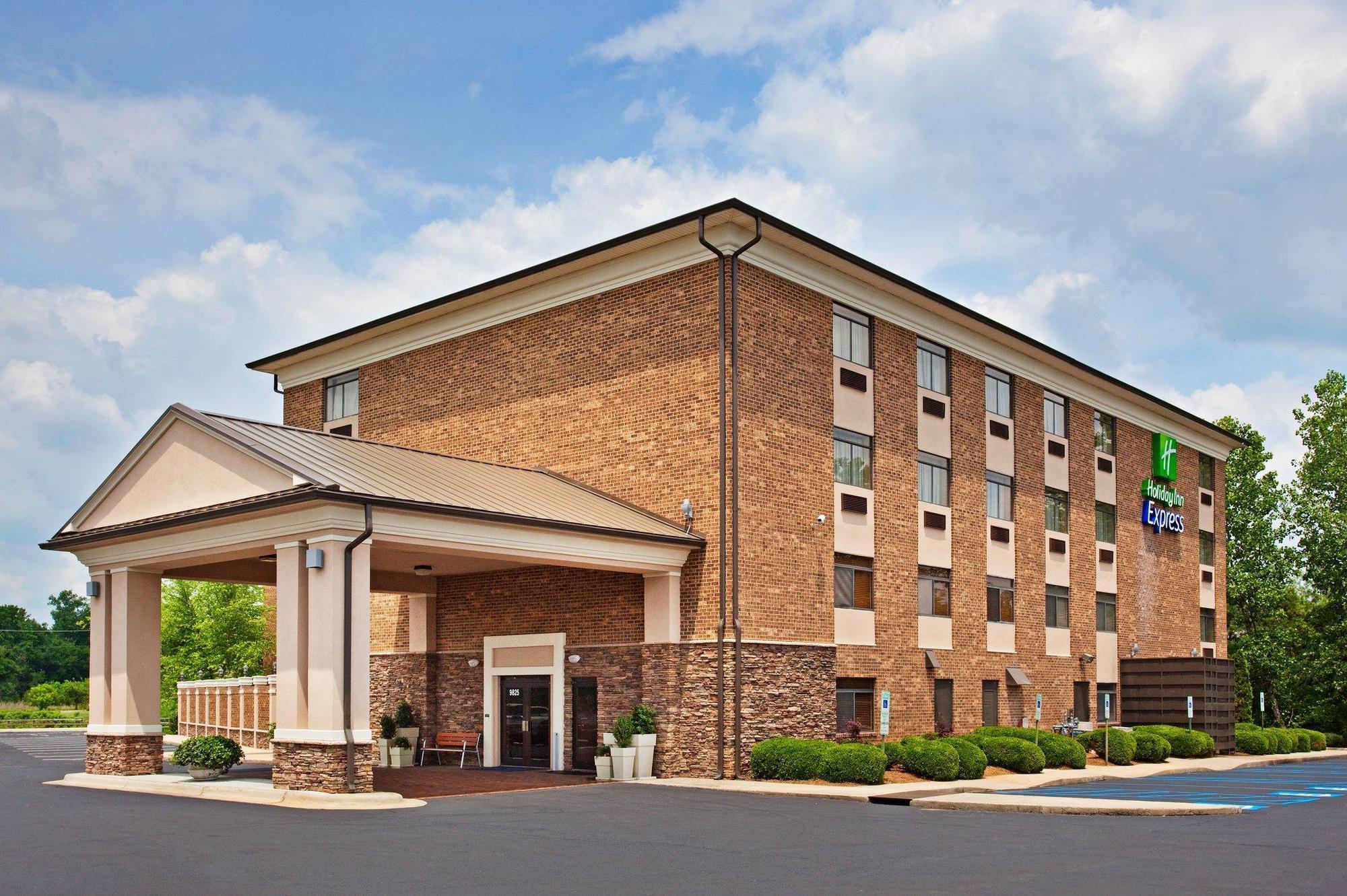 Western Pineville-charlotte South 3*