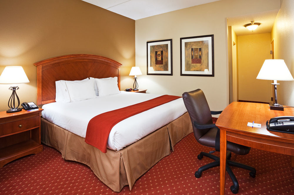 Hotel Western Pineville-charlotte South 3*
