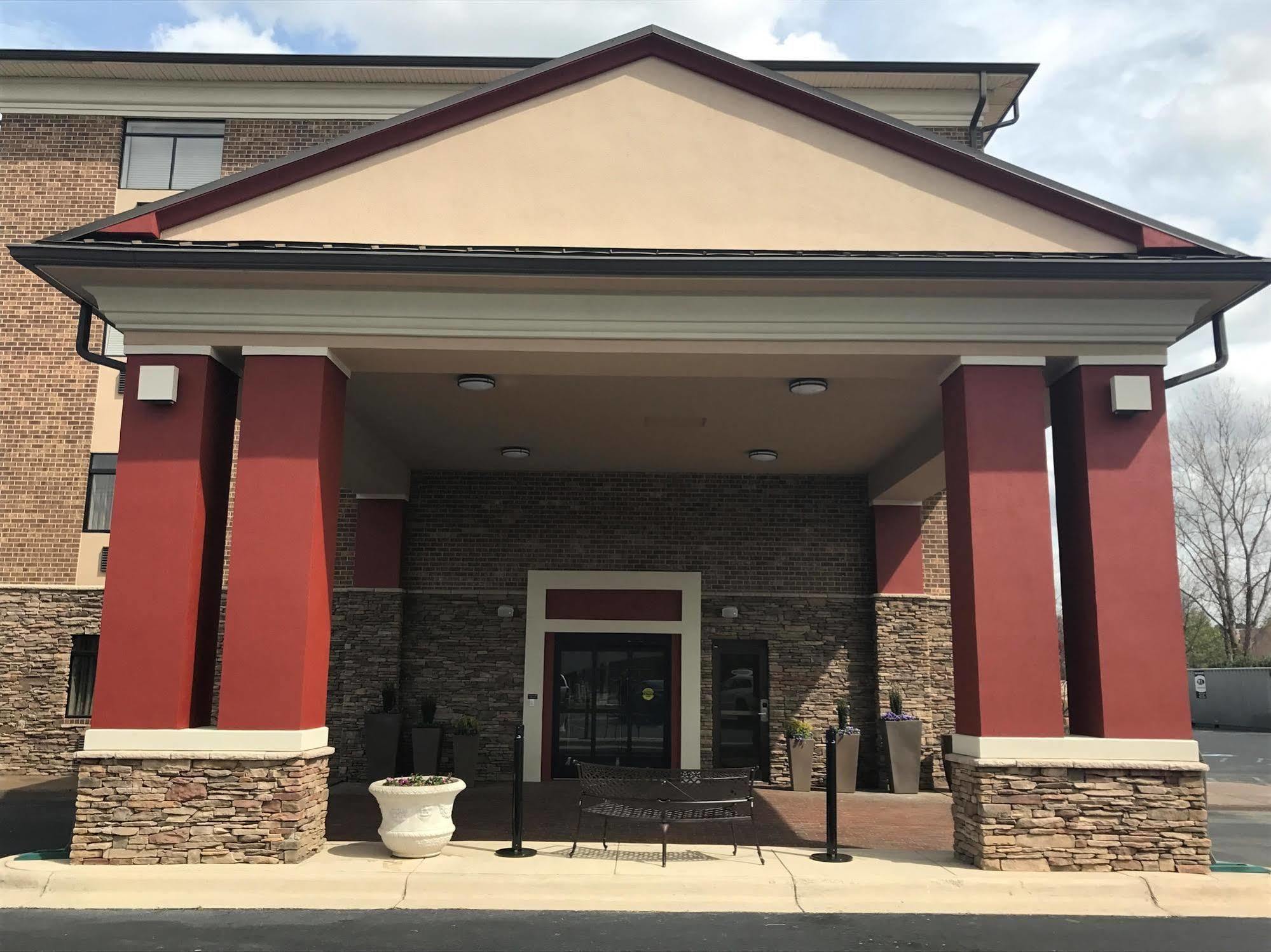 Western Pineville-charlotte South Hotel 3*